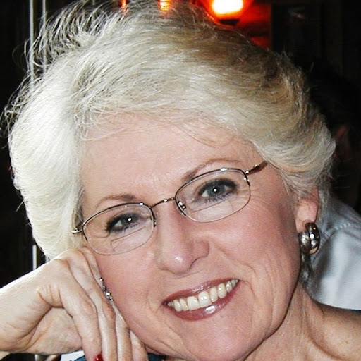 Myrna White Photo 31