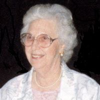 Betty Crosby Photo 11