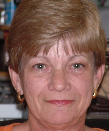 Teresa Perry Photo 34
