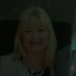 Valerie Sullivan Photo 45