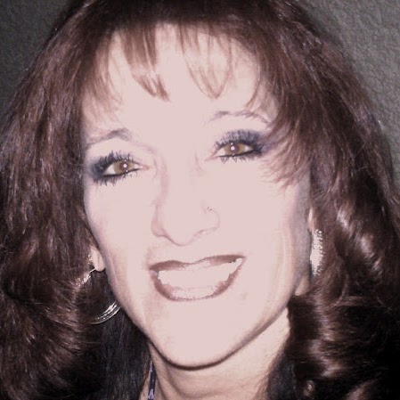 Lori Phelps Photo 40