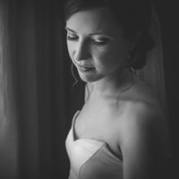 Elouise Lang Photo 4
