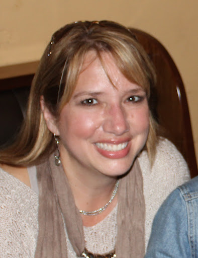 Julie Kern Photo 45