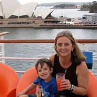 Angie Randall Photo 14