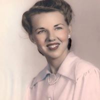 Charlotte Booker Photo 10