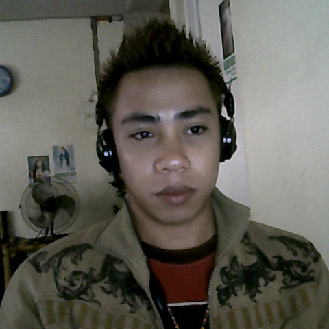 Kenneth Reyes Photo 23