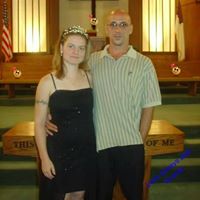 Kristy Hutchinson Photo 8