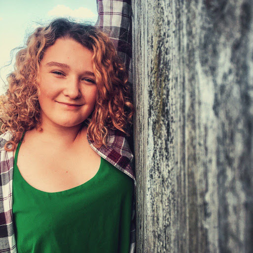 Grace Lewis Photo 39