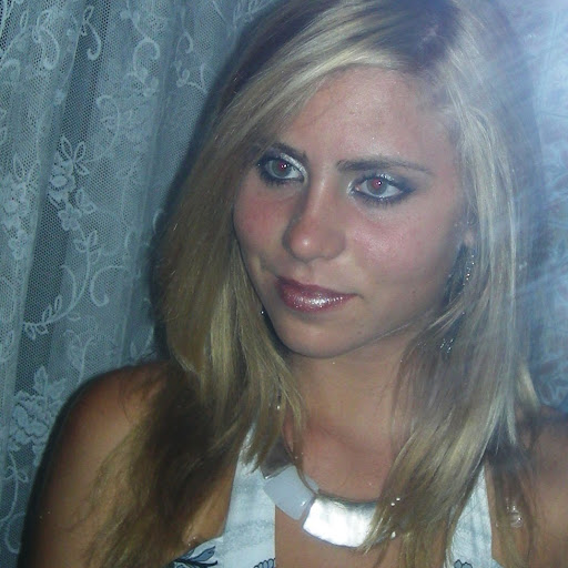 Debora Trindade Photo 4