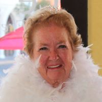 Ellen Ryan Photo 43