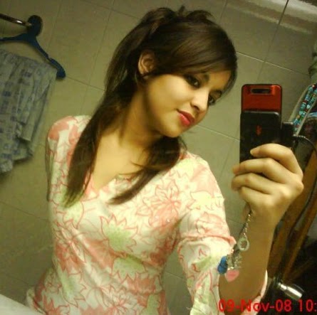 Lilly Mcguire Photo 1