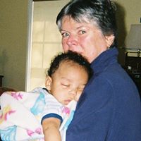 Elizabeth Whiting Photo 37