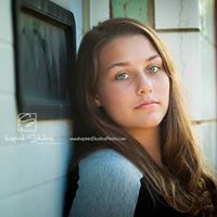 Faith Wells Photo 10