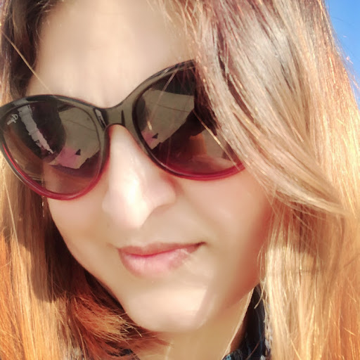 Ami Patel Photo 36