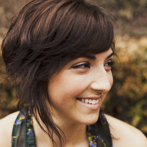 Jessica Larsen Photo 22