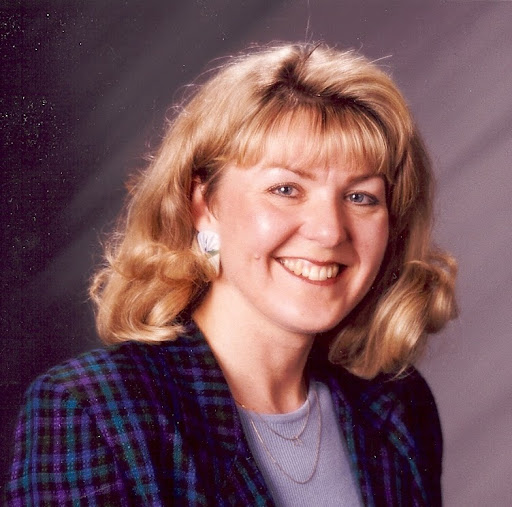 Constance Larsen Photo 6
