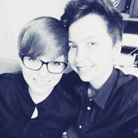 Julia Weis Photo 23