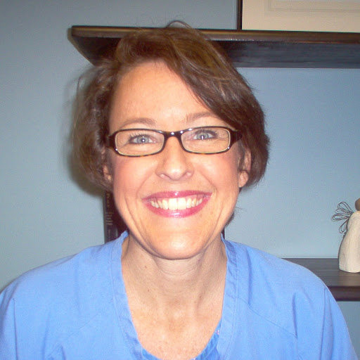 Sarah Neal Photo 37
