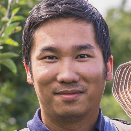 Toan Nguyen Photo 12