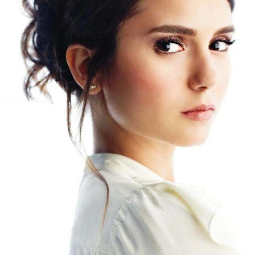 Lillian Thomas Photo 6
