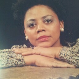Tammie Mitchell Photo 27