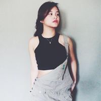 Angela Santos Photo 9