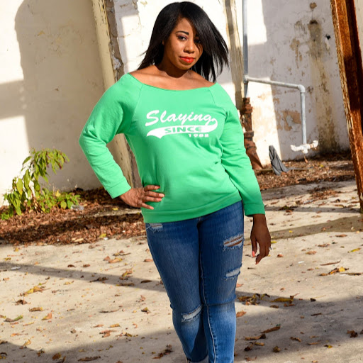 Tiffany Adams Photo 45