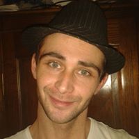 Christopher Neveu Photo 6