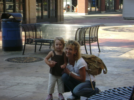 Christina Rogers Photo 24