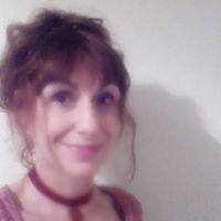 Claire Campbell Photo 25