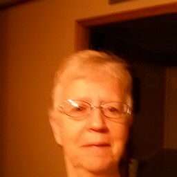 Brenda Hearn Photo 28
