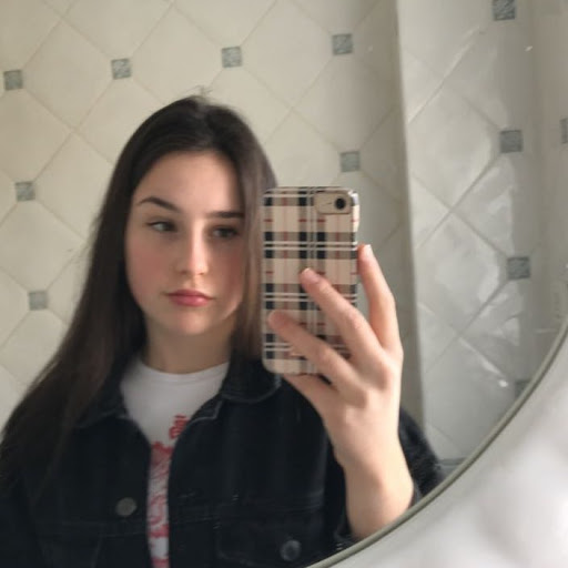 Megan Stevens Photo 19