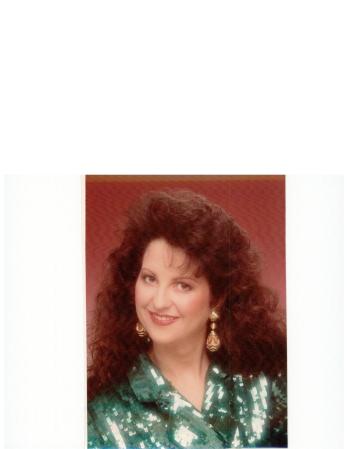 Kellie Powers Photo 1