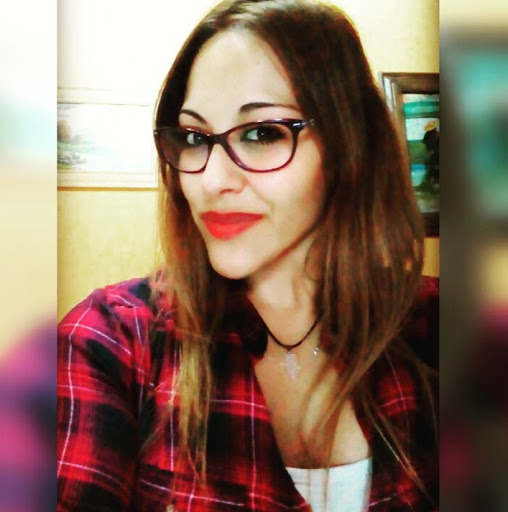 Victoria Salinas Photo 29