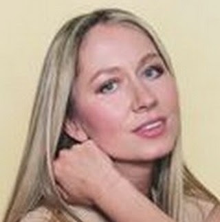 Amy Jacobsen Photo 24