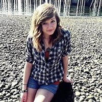Renee Daniels Photo 8