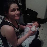 Gloria Lucas Photo 20