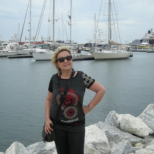 Patricia Plaza Photo 31