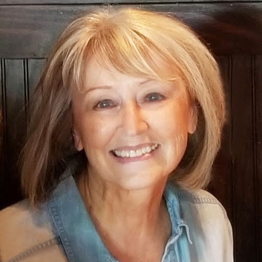 Suzanne Taylor Photo 39