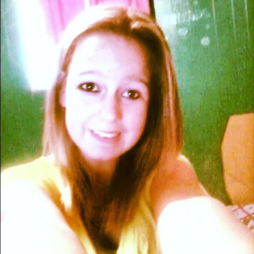 Hannah Carroll Photo 20