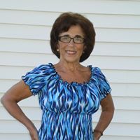 Dolores Fox Photo 25