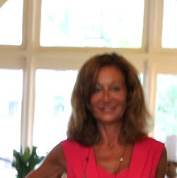 Jacqueline Hopkins Photo 42