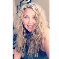 Sara Dandeneau Photo 6