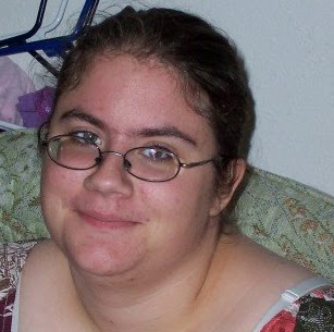 Alicia Knight Photo 10