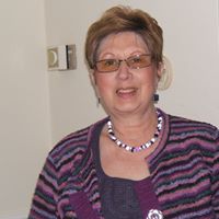 Julia Bonner Photo 14