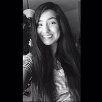 Jennifer Salinas Photo 26