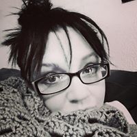 April Benfield Photo 5