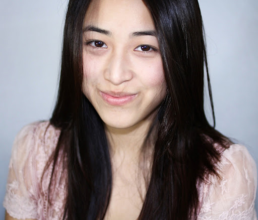 Angela Zhang Photo 10