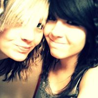 Nicole Franks Photo 15