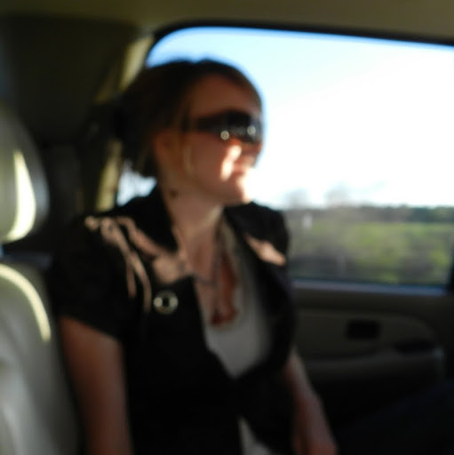 Shea Mayfield Photo 2